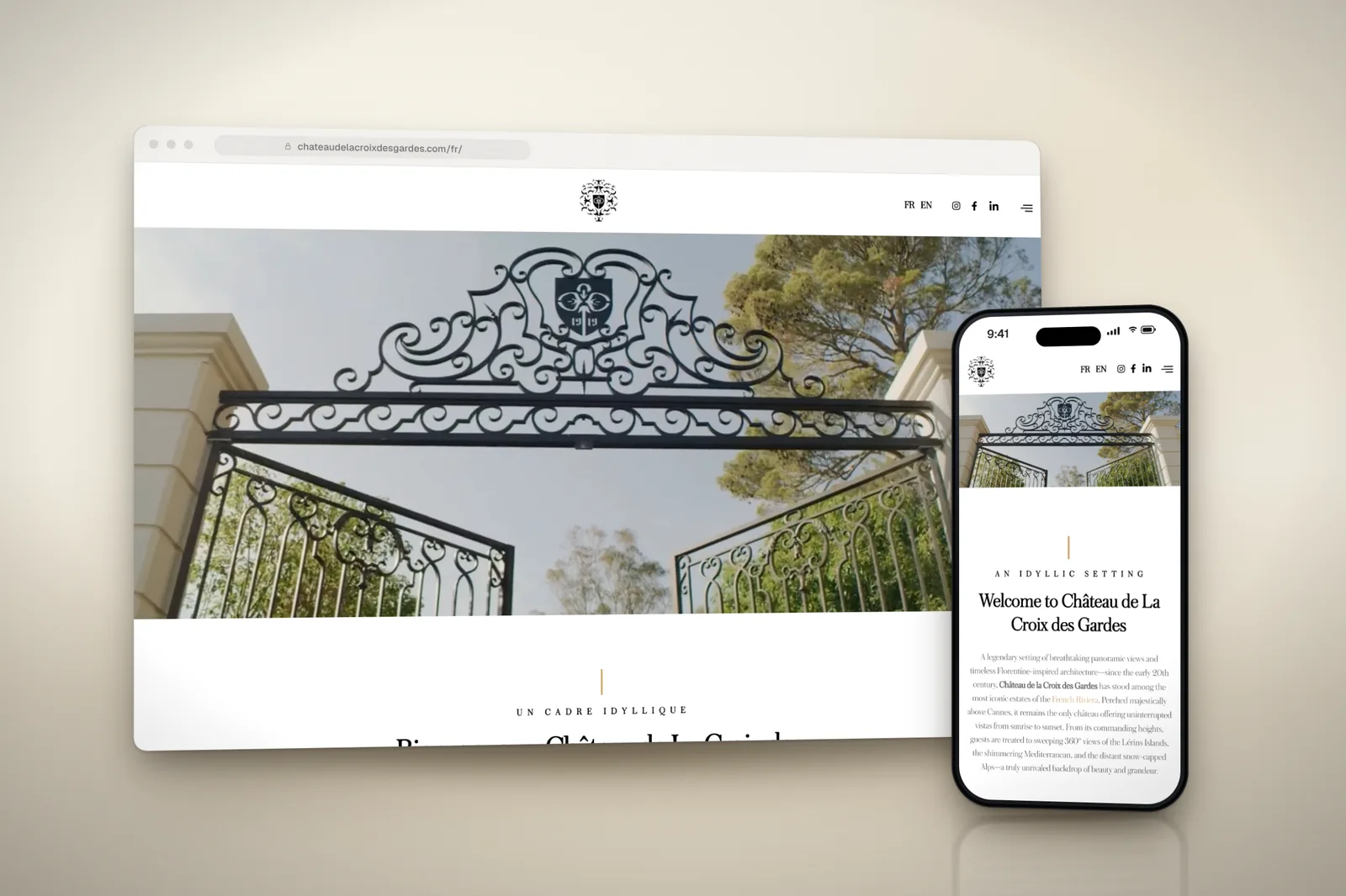 Le site du château en français sur ordinateur et en anglais sur téléphone